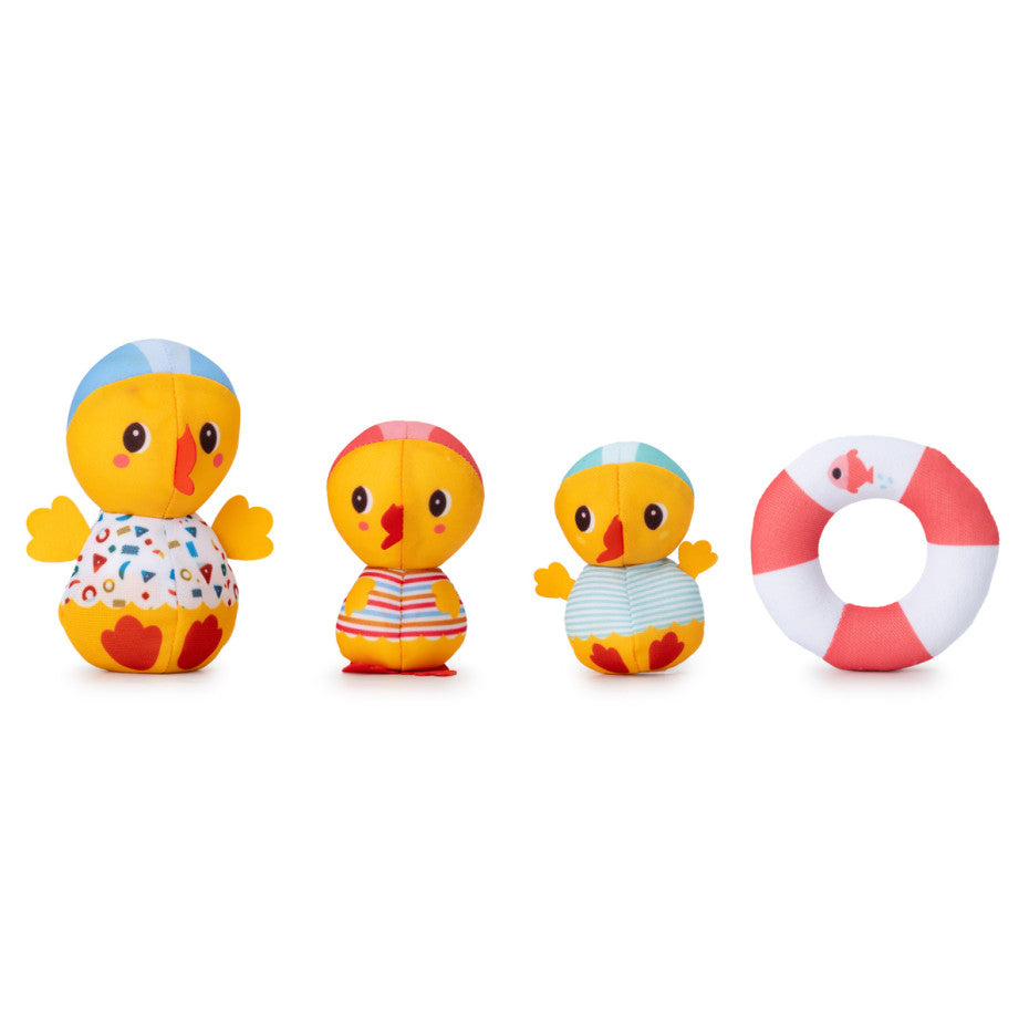 Drie badeendjes op zwemles