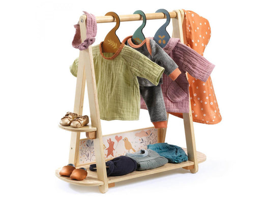 Poppenkledingrek met 3 hangers