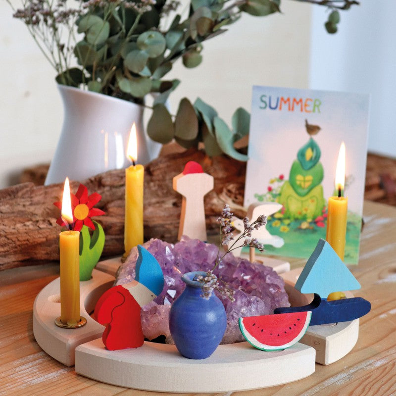 Steekfiguur kabouter rood