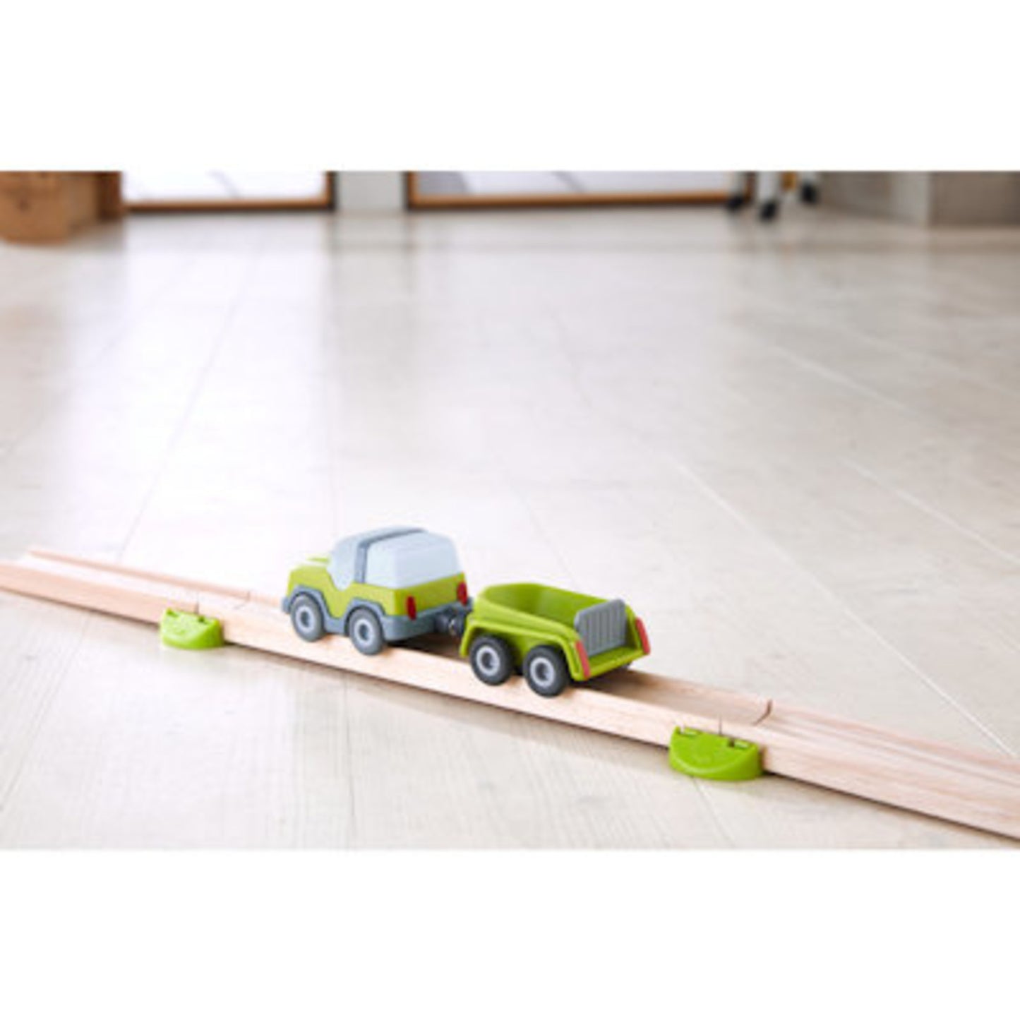 Kullerbü Knikkerbaan - Terreinwagen met aanhanger