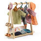Poppenkledingrek met 3 hangers