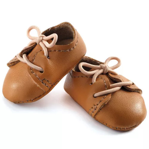 Pomea Poppenschoenen bruin